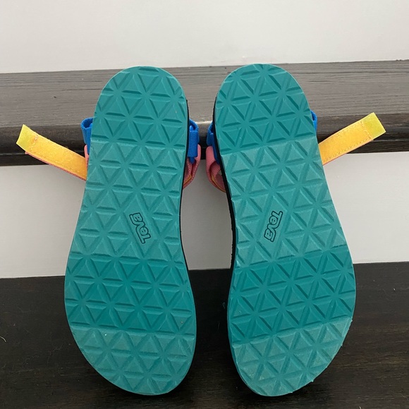 🌸NIB NWT🌸 TEVA Original Universal Sandal - Picture 2 of 4